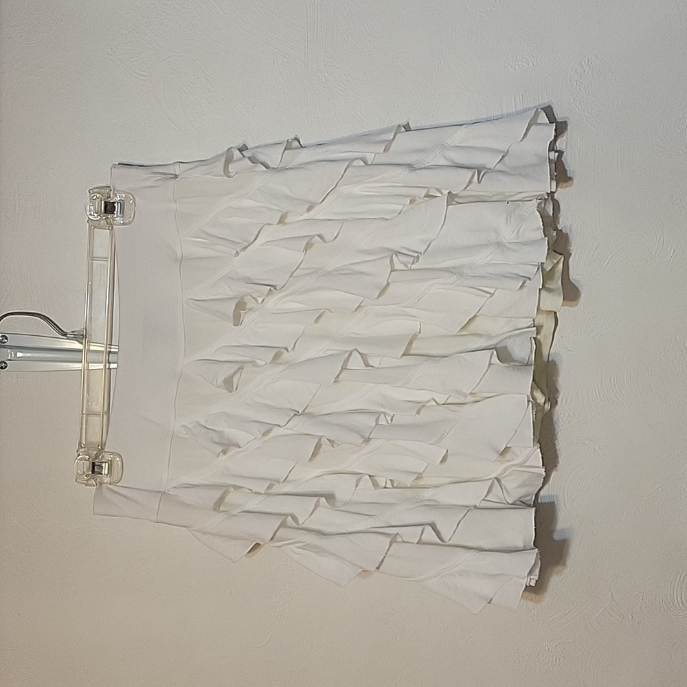 Inc white ruffle skirt